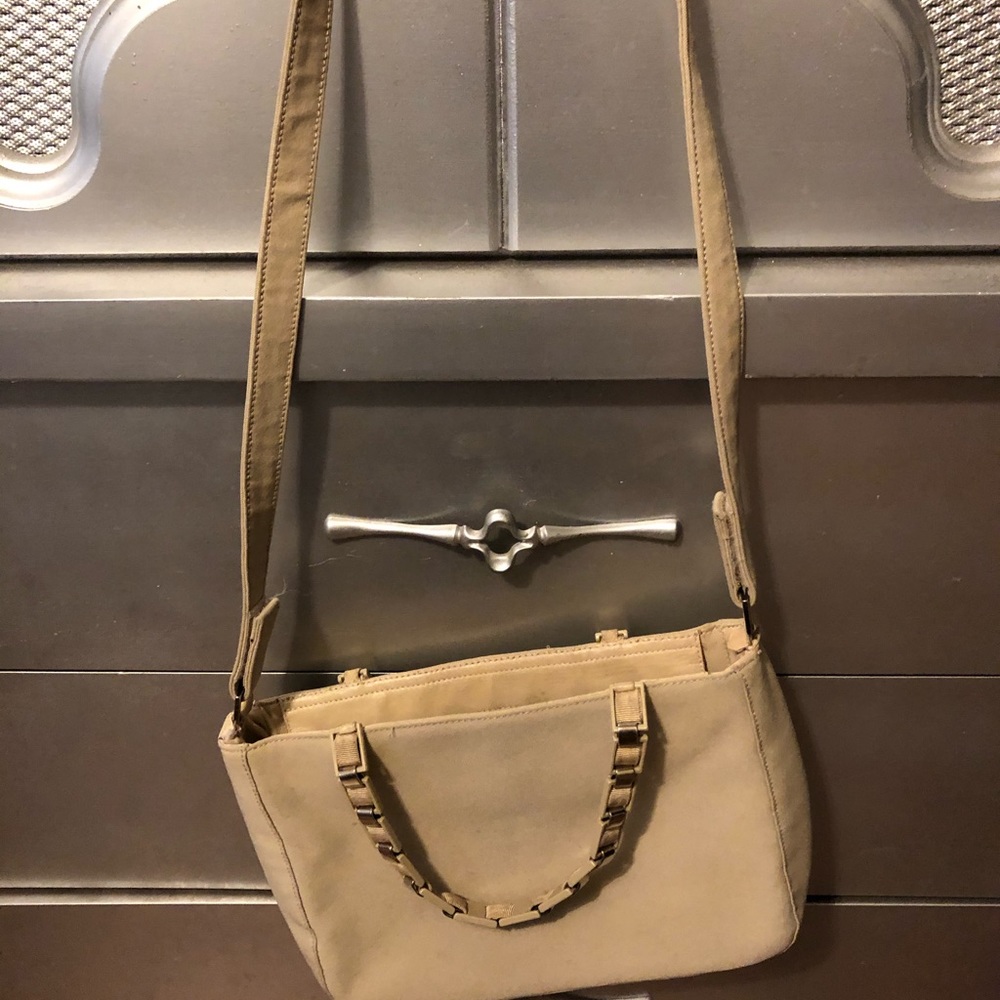 100% authentic Ferragamo bag,see photos pls